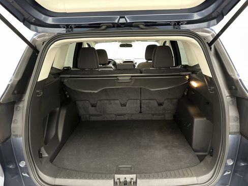 Used 2018 Ford Escape SE w/ SE Sync 3 Package FWD image 13
