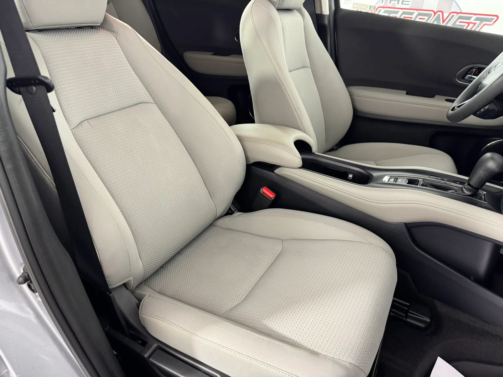 Used 2022 Honda HR-V EX image 34