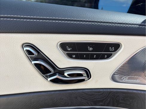 Used 2020 Mercedes-Benz S 560 Sedan image 21