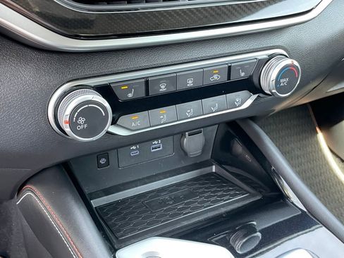 Certified 2023 Nissan Altima 2.5 SR w/ SR Premium Package image 19