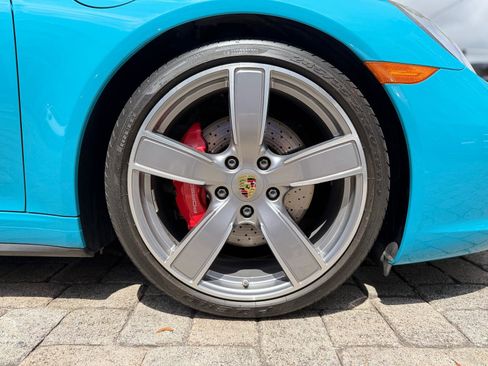 Used 2017 Porsche 911 Carrera 4S image 19