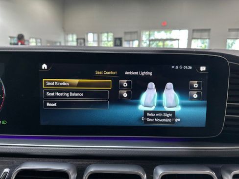 Used 2020 Mercedes-Benz GLS 450 4MATIC image 62