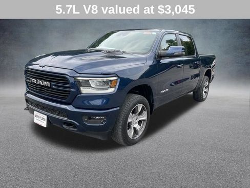 Used 2024 RAM 1500 Laramie AWD/4WD image 3