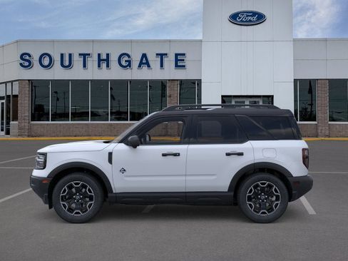 New 2026 Ford Bronco Sport Outer Banks AWD/4WD image 3