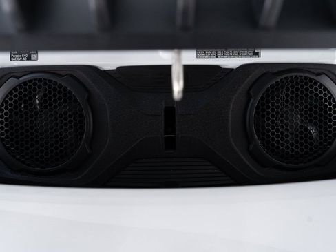 Used 2025 Porsche 911 Carrera 4 GTS image 40