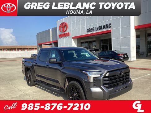 Used 2026 Toyota Tundra SR5 w/ SX Package RWD image 1