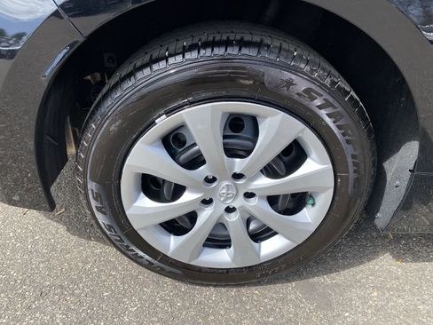 Used 2024 Toyota Corolla LE image 17