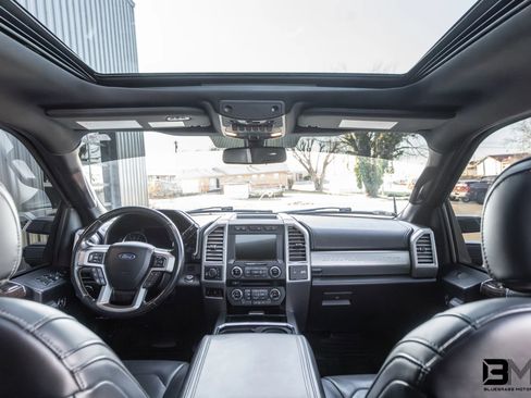 Used 2017 Ford F350 Platinum w/ Platinum Ultimate Package image 16