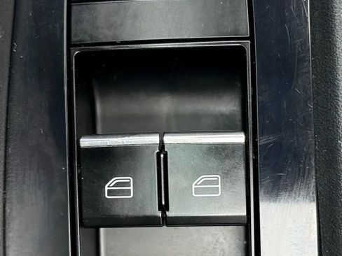 Used 2019 MAZDA MAZDA3 AWD Hatchback image 23