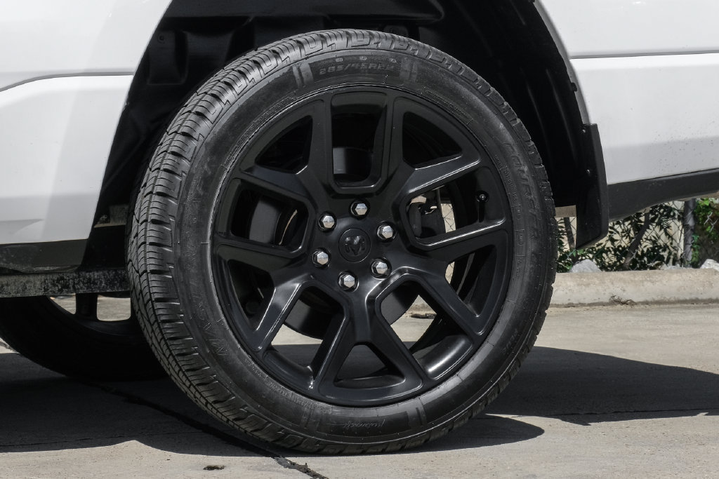 Used 2023 RAM 1500 Laramie AWD/4WD image 79