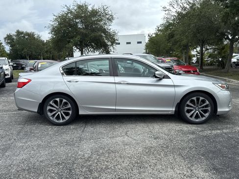 Used 2014 Honda Accord Sport image 4