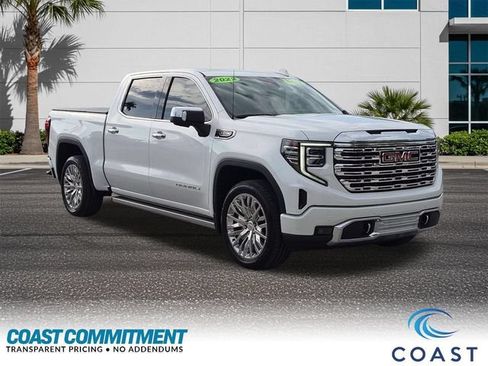 Certified 2022 GMC Sierra 1500 Denali AWD/4WD image 3