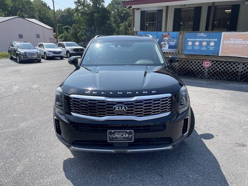Used 2020 Kia Telluride S FWD image 2