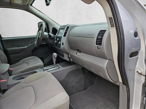 Used 2019 Nissan Frontier SV w/ Value Truck Package RWD image 15