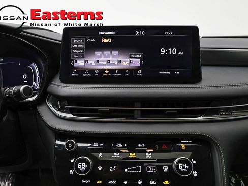 Used 2023 INFINITI QX60 Luxe w/ Cargo Package AWD/4WD image 12