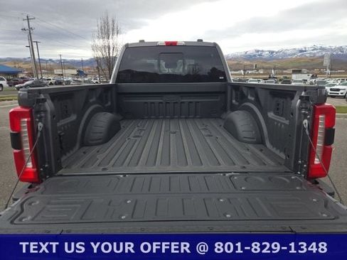 New 2026 Ford F250 Lariat w/ Black Appearance Package AWD/4WD image 47