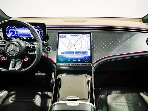 Used 2024 Mercedes-Benz EQE AMG 4MATIC SUV image 12