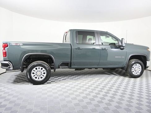 New 2026 Chevrolet Silverado 3500 LT w/ All Star Edition AWD/4WD image 8