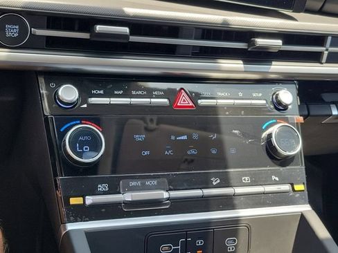 New 2026 Hyundai Santa Fe SE FWD image 13