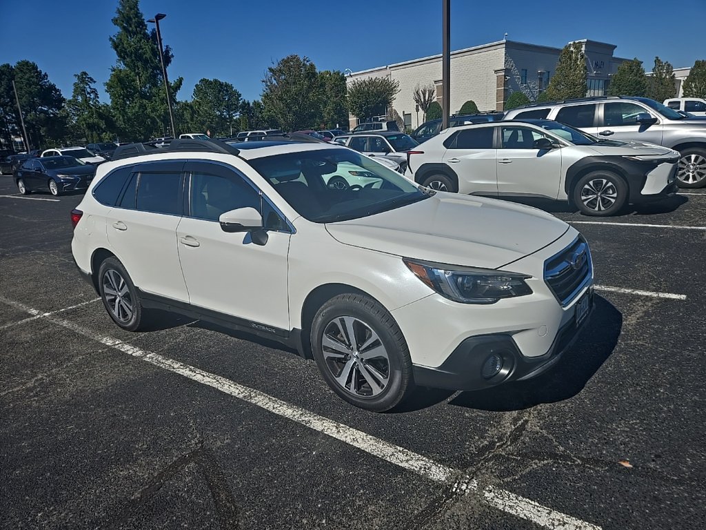 Used 2019 Subaru Outback 2.5i Limited w/ Popular Package #2 AWD/4WD image 1