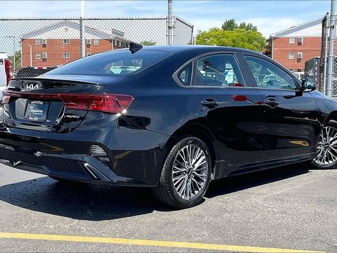 Used 2023 Kia Forte GT-Line FWD image 12