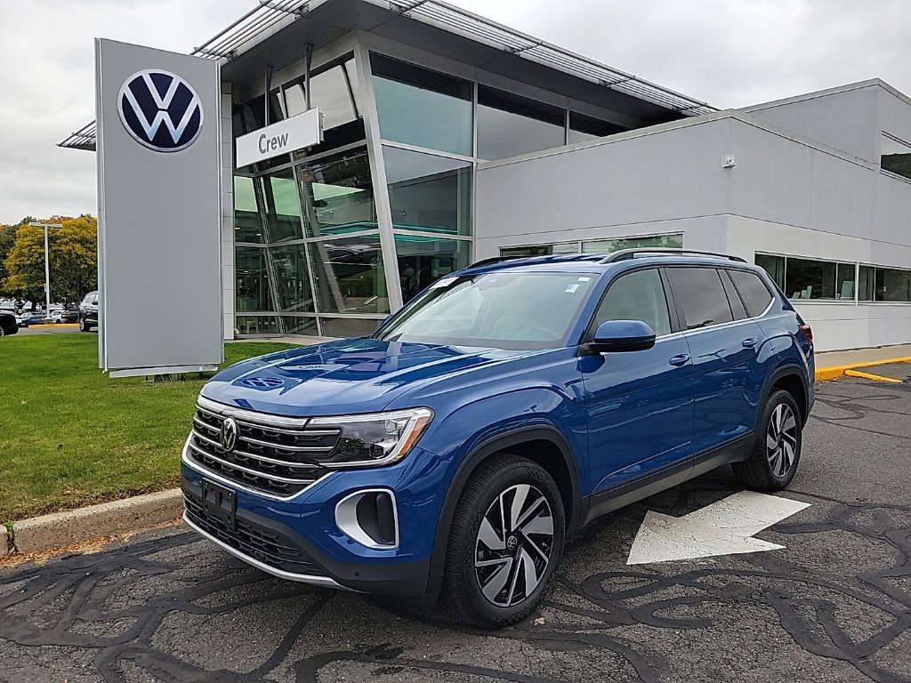 Certified 2026 Volkswagen Atlas SE AWD/4WD image 1