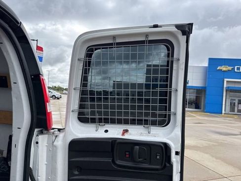 Used 2021 Chevrolet Express 2500 w/ Driver Convenience Package RWD image 9