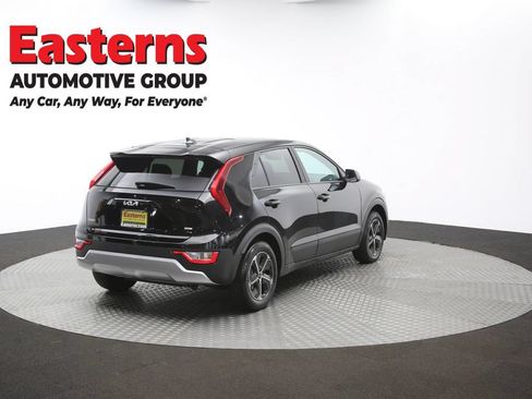 Used 2025 Kia Niro LX FWD image 57