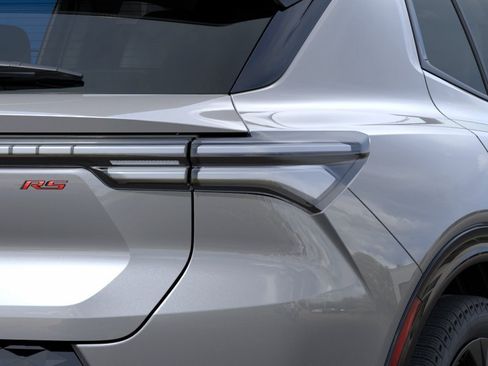New 2026 Chevrolet Equinox EV RS w/ Convenience Package II FWD image 38
