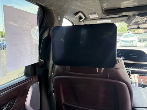Certified 2023 Cadillac Escalade Sport Platinum w/ LPO, ONYX Package AWD/4WD image 18