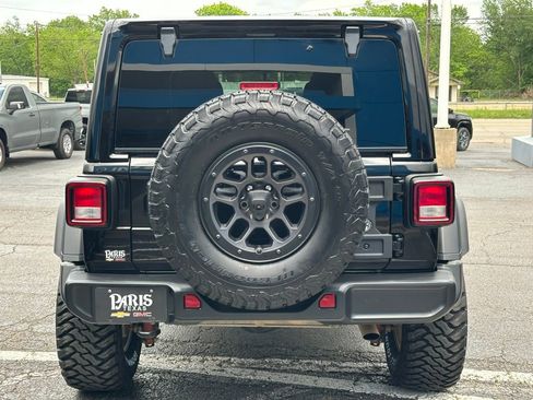 Used 2023 Jeep Wrangler Unlimited Sport image 5