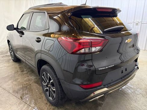 Used 2021 Chevrolet TrailBlazer ACTIV w/ Convenience Package image 8