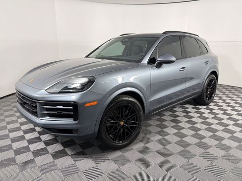 Used 2026 Porsche Cayenne AWD/4WD image 1