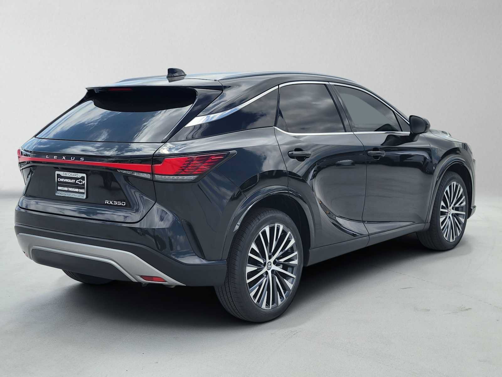 Used 2023 Lexus RX 350 Premium Plus w/ Cold Area Package FWD image 3