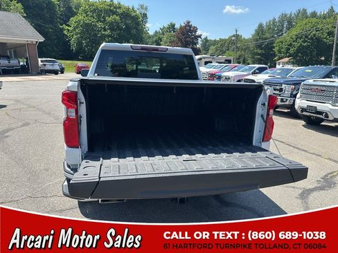 Used 2022 Chevrolet Silverado 1500 High Country w/ Technology Package AWD/4WD image 15