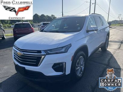 Used 2023 Chevrolet Traverse LT