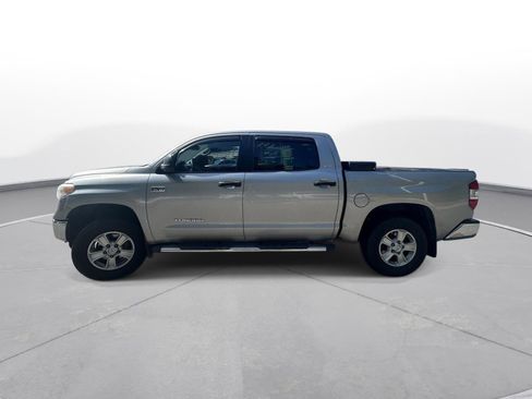 Used 2016 Toyota Tundra SR5 w/ SR5 Upgrade Package AWD/4WD image 9