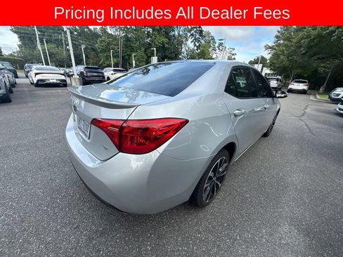 Used 2017 Toyota Corolla SE w/ Carpet Mat Package (TMS) FWD image 6