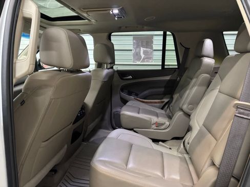 Used 2020 Chevrolet Tahoe Premier AWD/4WD image 25
