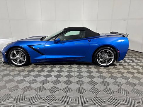 Used 2014 Chevrolet Corvette Stingray Convertible w/ 3LT Preferred Equipment Group RWD image 9