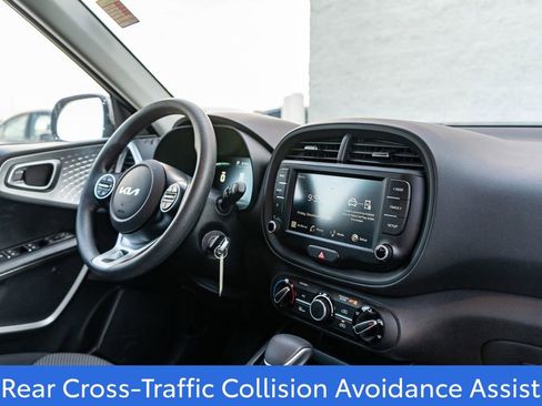 Used 2024 Kia Soul LX w/ Option Group 015 image 11