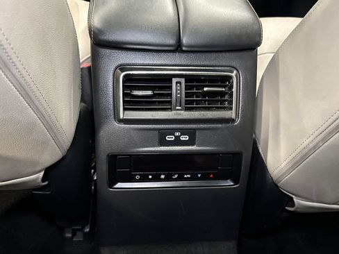 Certified 2024 MAZDA CX-90 Plug-In Hybrid w/ Premium Pkg AWD/4WD image 10