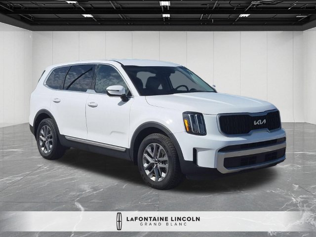 Used 2023 Kia Telluride LX FWD image 7