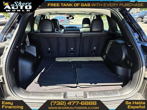 Used 2021 Jeep Cherokee Limited AWD/4WD image 22