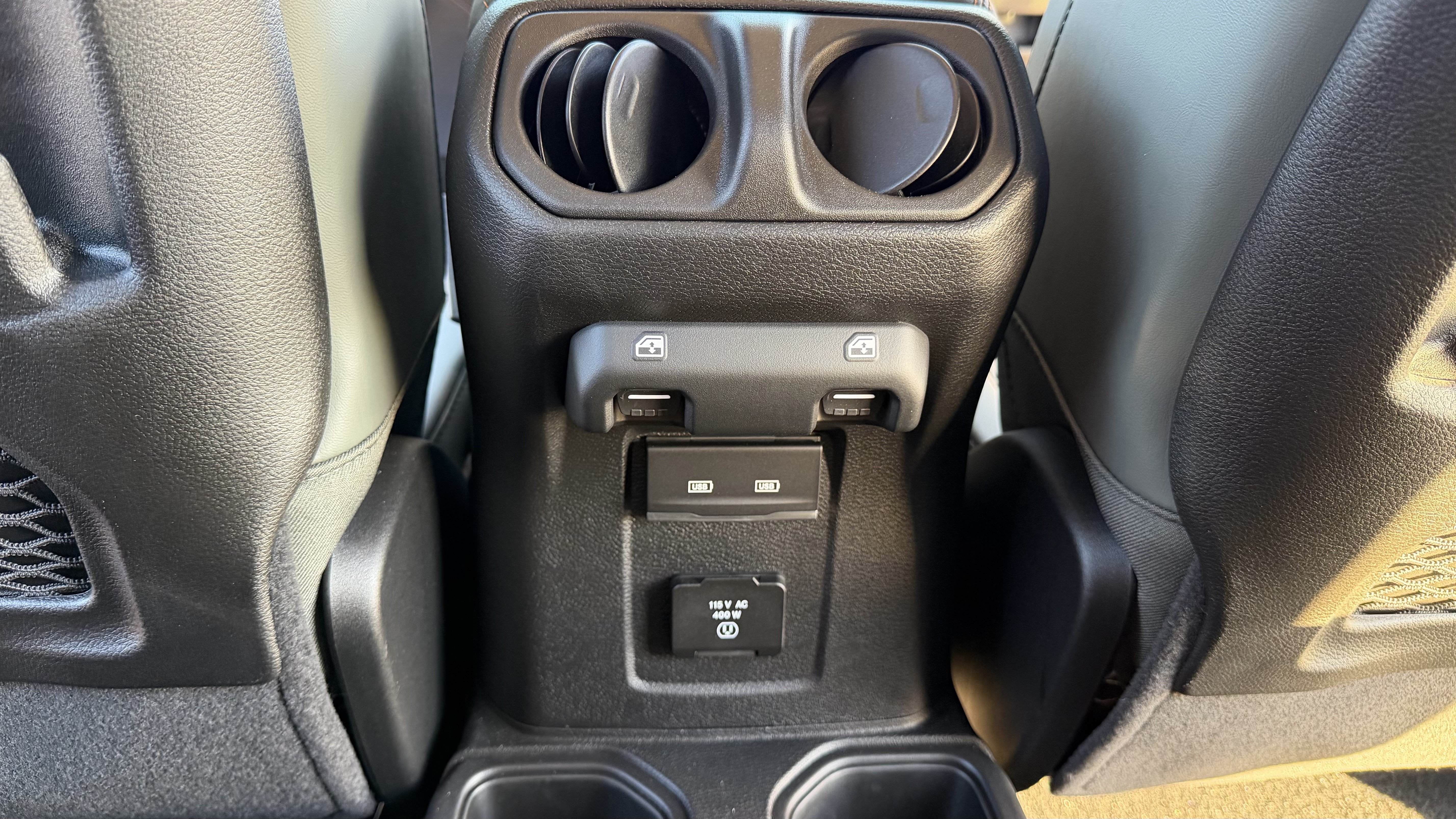 Used 2026 Jeep Gladiator Mojave AWD/4WD image 37