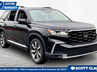 Used 2025 Honda Pilot Elite 360° Tour