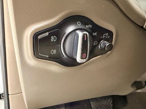 Used 2015 Audi Q5 2.0T Premium Plus w/ Technology Package image 40