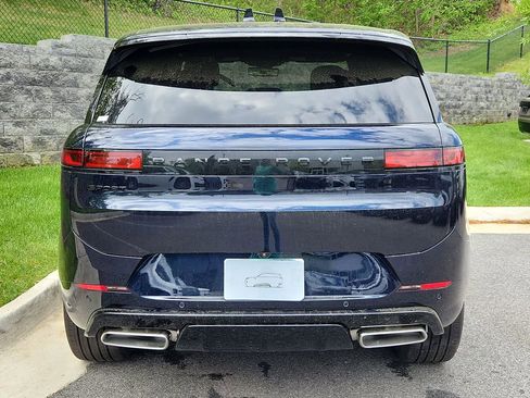 New 2026 Land Rover Range Rover Sport Dynamic SE AWD/4WD image 7