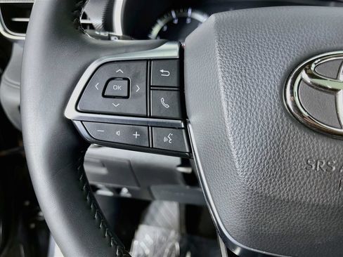 Used 2021 Toyota Highlander XSE AWD/4WD image 14