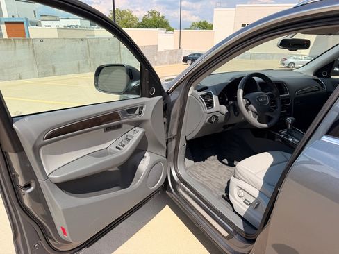 Used 2014 Audi Q5 2.0T Premium Plus AWD/4WD image 9